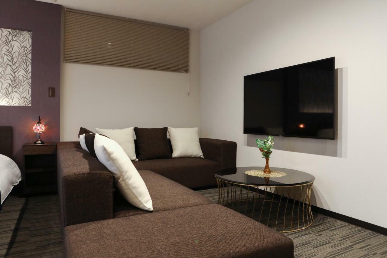 Grand Base Hakata Aparthotel Фукуока Екстериор снимка