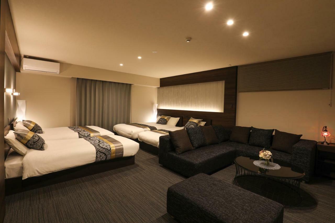 Grand Base Hakata Aparthotel Фукуока Екстериор снимка