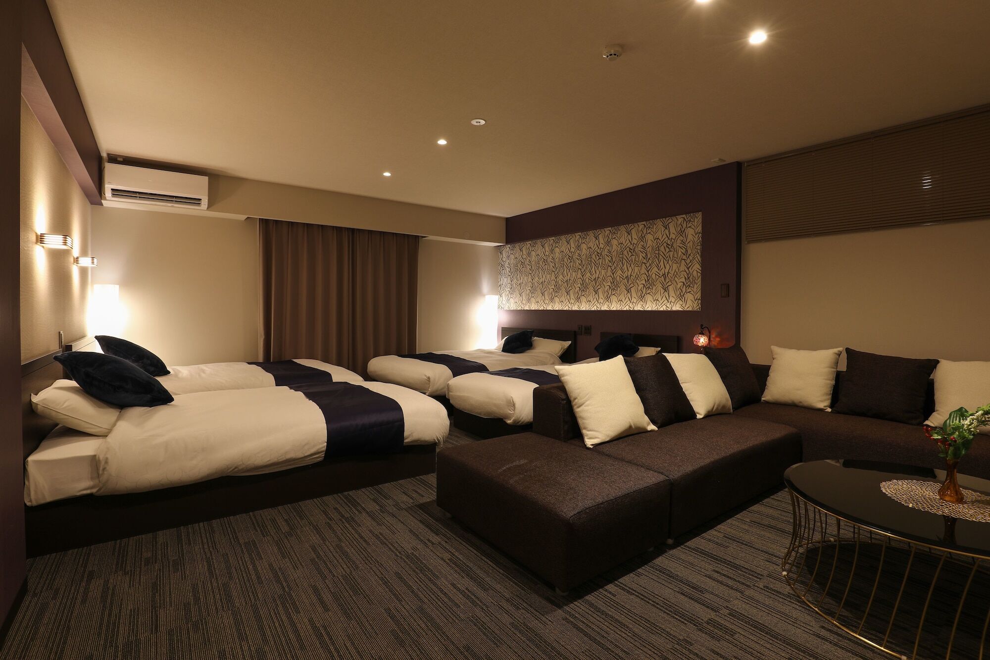 Grand Base Hakata Aparthotel Фукуока Екстериор снимка